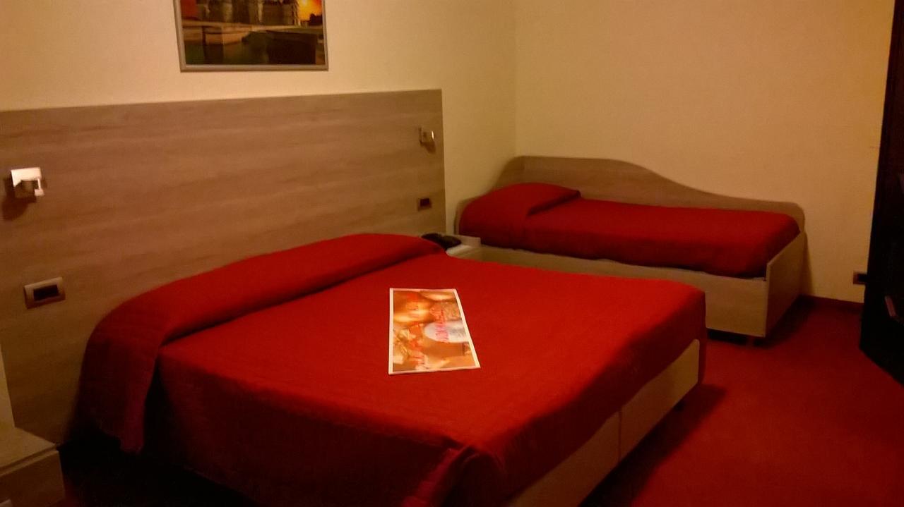 Hotel Des Alpes Castione della Presolana Eksteriør bilde